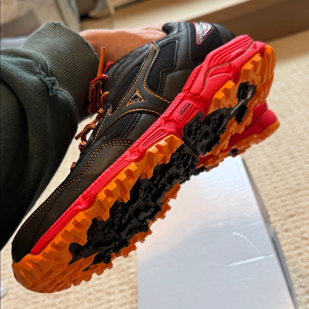 Brand New Mizuno Wave Daichi 2 Trail Running Shoes (Women’s 8) - Picture 6 of 10